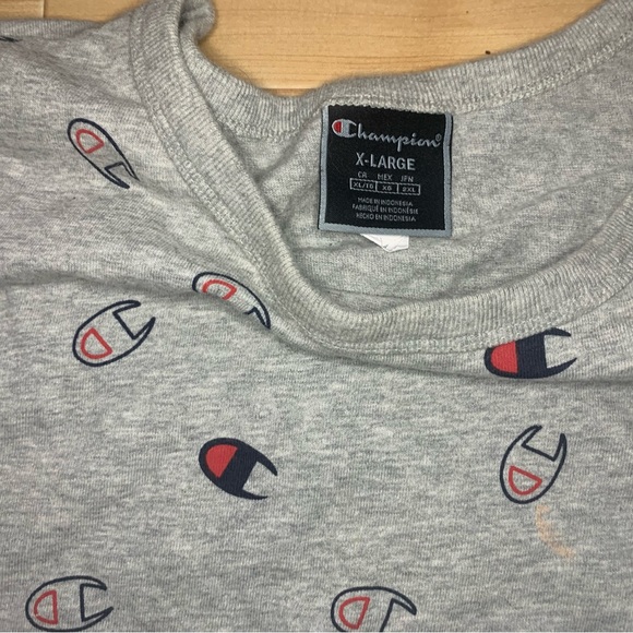 Champion Gym Crop Tops Logo size extra large - Picture 7 of 8